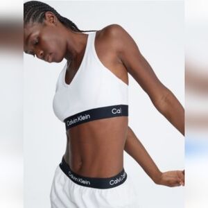 Calvin Klein Women's White Sports Bra